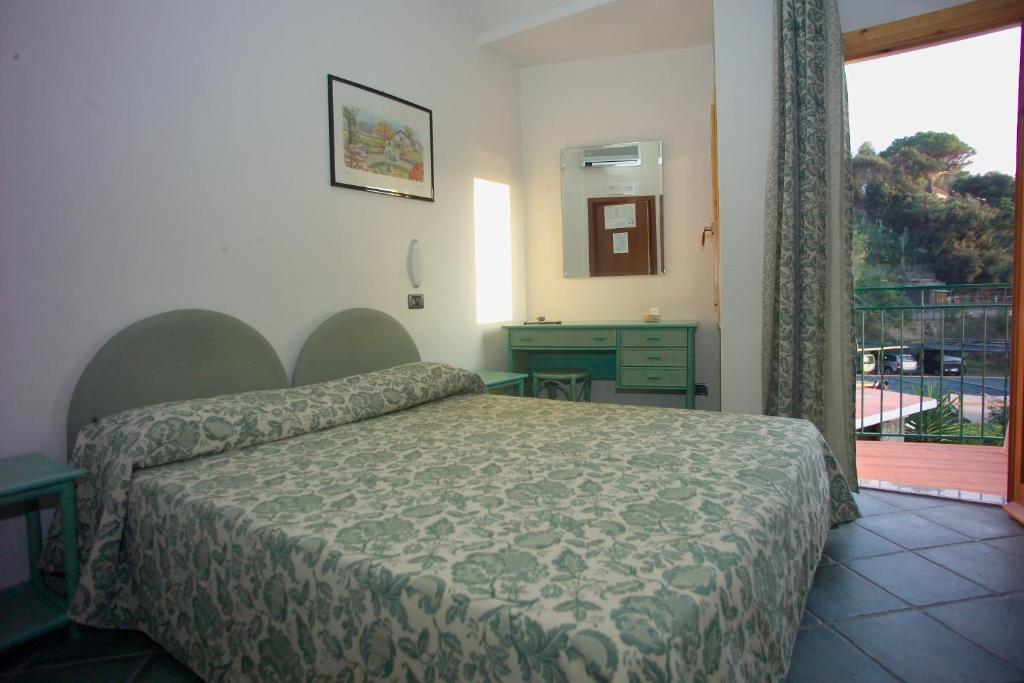 Hotel Danila Портоферрайо Номер фото